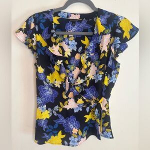 Banana republic EUC black/blue yellow floral wrap style short sleeve top Size XS